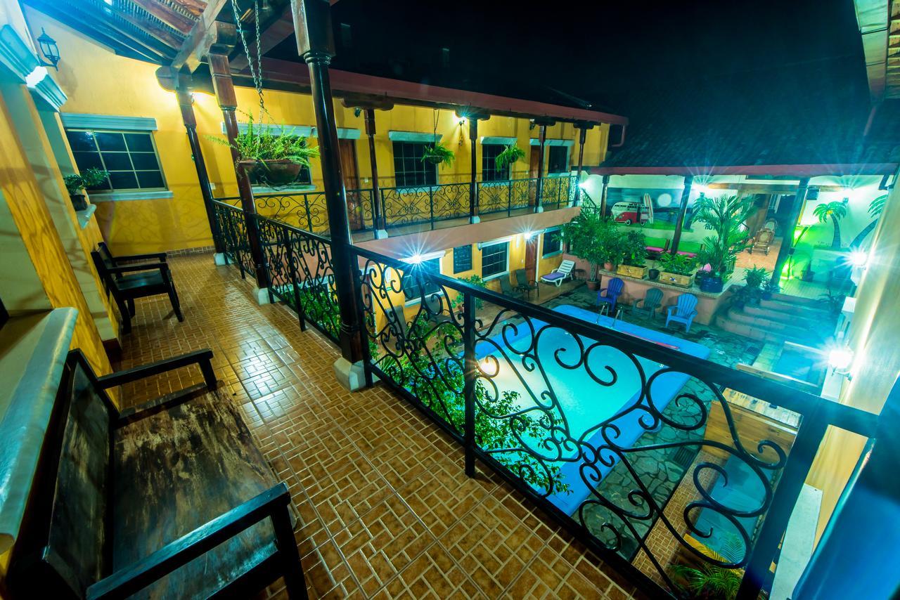 Fullmoon Hotel Granada Εξωτερικό φωτογραφία