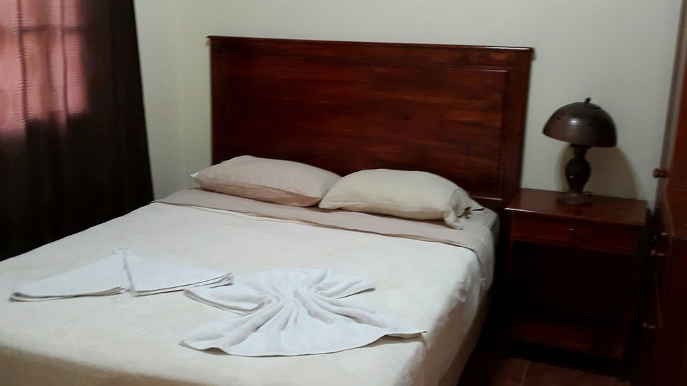 Fullmoon Hotel Granada Εξωτερικό φωτογραφία